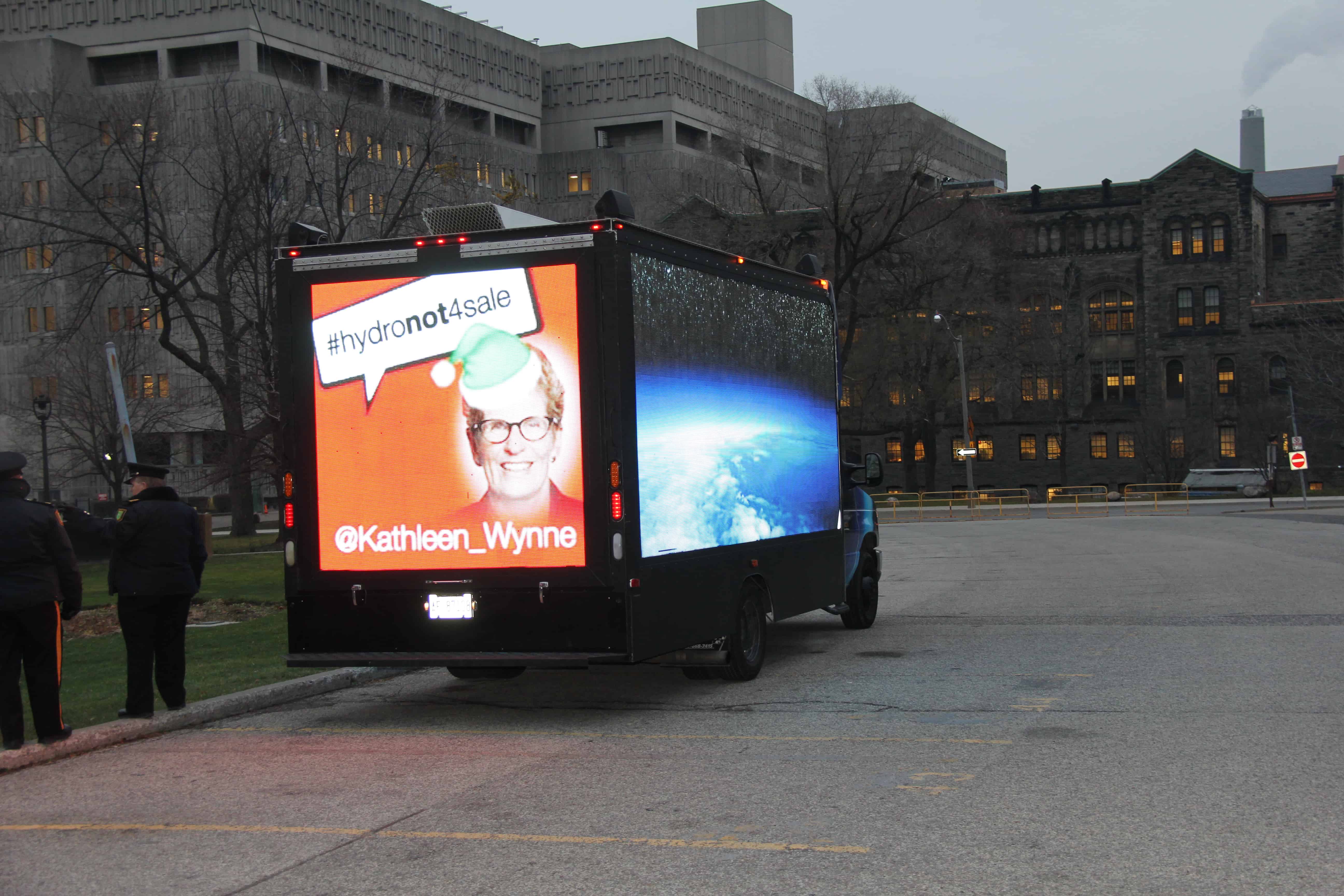 Digital Video Truck Ads company in Ottawa Canada
